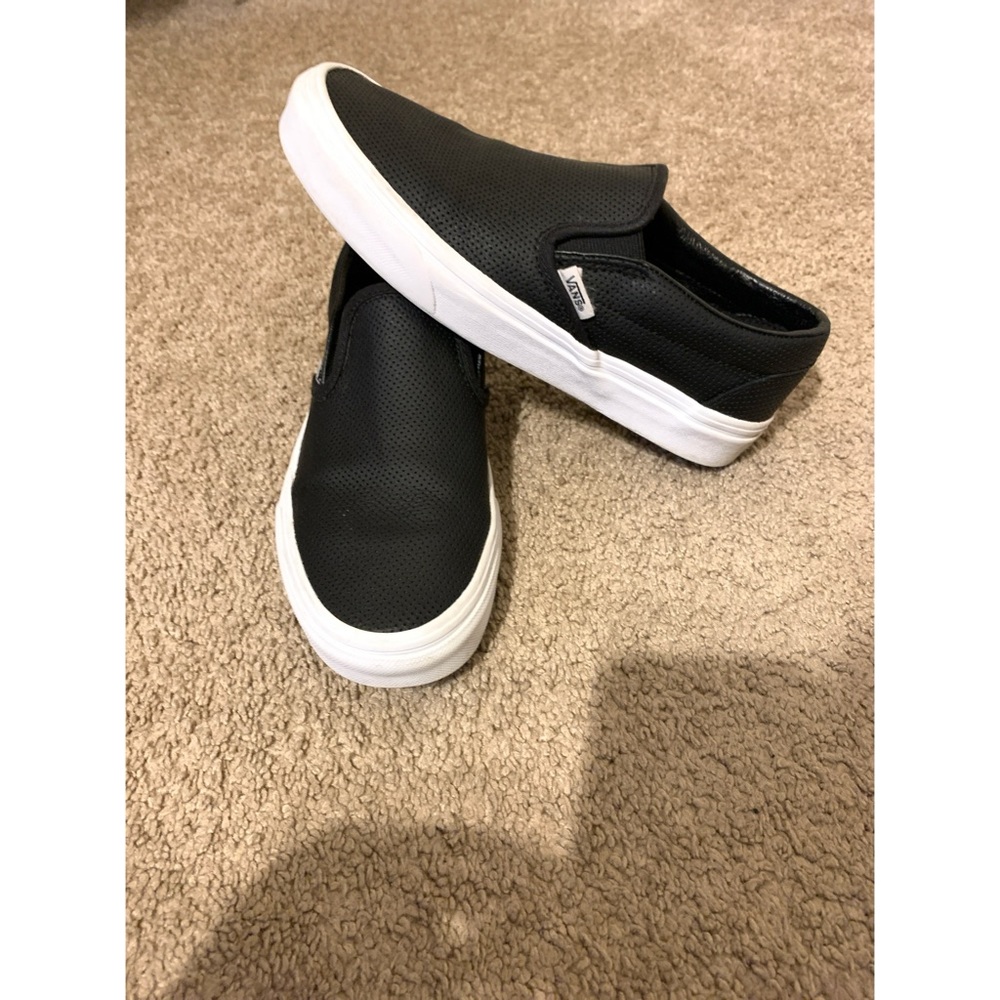 VANS Asher Leather Perforated Slip-On Black Shoes Women's Size 7 Men’s size 5.5
